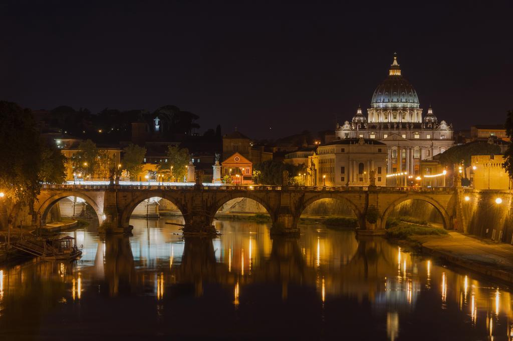 Casa Mike Al Vaticano Рим Екстериор снимка